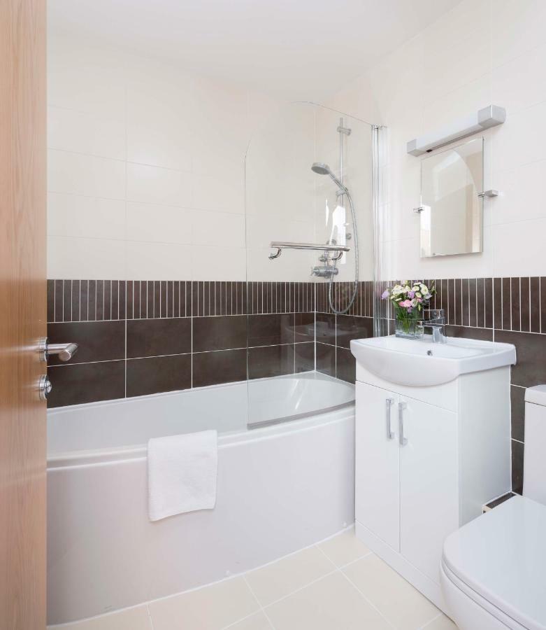 Abbey View Apartment Уитби Екстериор снимка